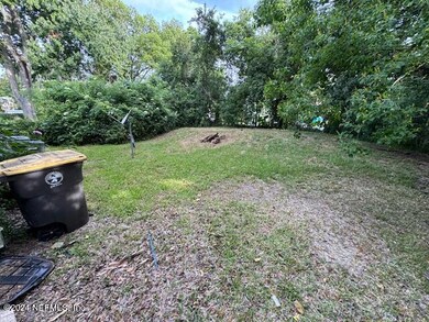 5147 Birkenhead Rd, Jacksonville, FL 32210 - photo 7