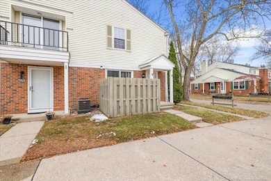 24623 Spring Ln unit 7, Harrison Township, MI 48045 - photo 5