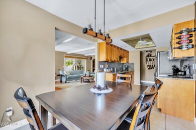 611 E Tam Oshanter Dr, Phoenix, AZ 85022 - photo 7