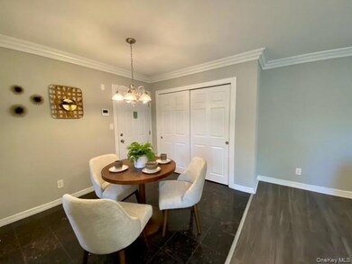 307 Robinson Ave unit 5, East Patchogue, NY 11772 - photo 3