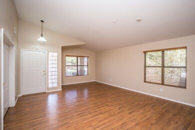 2451 E Fairview St-4