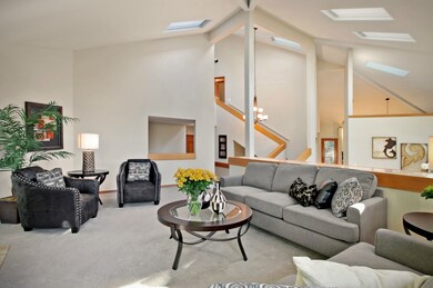 4820 W Mercer Way, Mercer Island, WA 98040 - photo 5