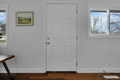 4403 Allen Dr, Columbus, OH 43213 - photo 5