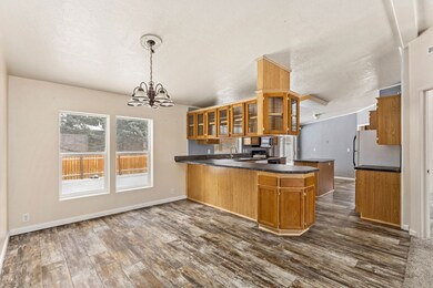 206 2nd Ave SW, Fairfield, MT 59436 - photo 5