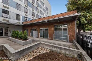 JFG Flats 206 W Jackson