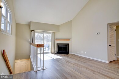 5841 Orchard Hill Ct unit 5841, Clifton, VA 20124 - photo 3