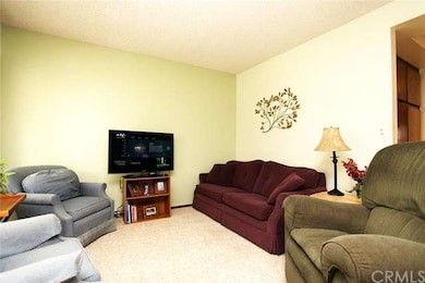 9928 1/4 Cedar St, Bellflower, CA 90706 - photo 3