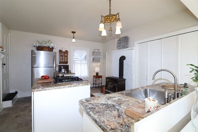 285 Union St, Portsmouth, NH 03801 - photo 6