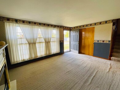 1102 NE 2nd St, Washington, IN 47501 - photo 5