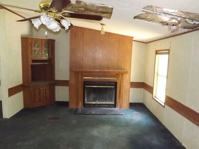 378 Cooperwood Rd, Crawfordville, FL 32327 - photo 6