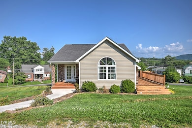 517 W Glade St DOM-3