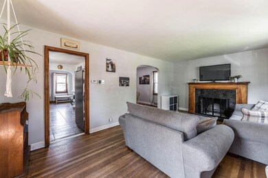 1655 Melrose Ave -2