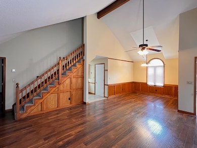 3749 N Pickwick Ave, Springfield, MO 65803 - photo 4