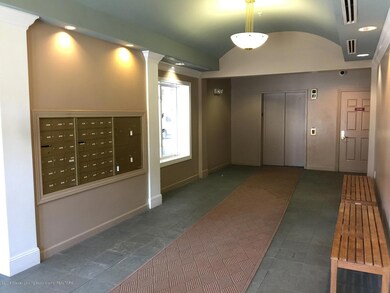 03 entrance hall