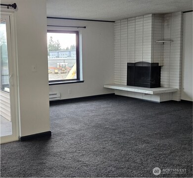 5915 Highway Place unit 404, Everett, WA 98203 - photo 7