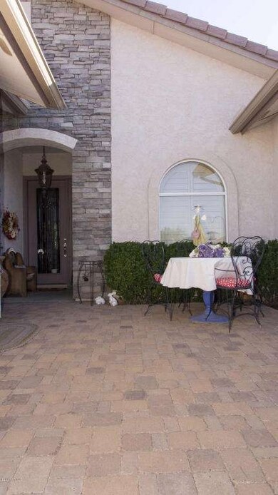 Courtyard_Front-1
