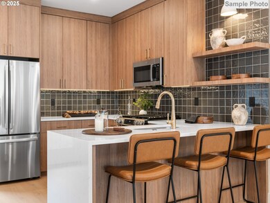 3609 SW Logan St, Portland, OR 97219 - photo 2