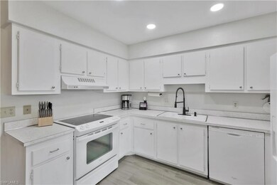 White Kitchen