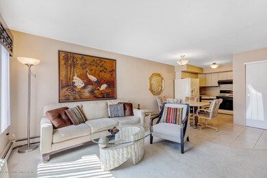 97 Gardenia Ln, Staten Island, NY 10314 - photo 3