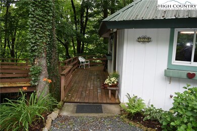129 Sunshine Dr, Banner Elk, NC 28604 - photo 3
