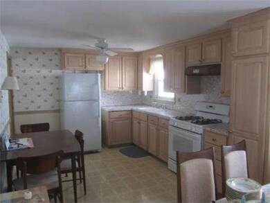 15 Autumn St, West Roxbury, MA 02132 - photo 6