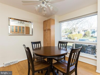 985 Putnam Blvd unit 82, Wallingford, PA 19086 - photo 7