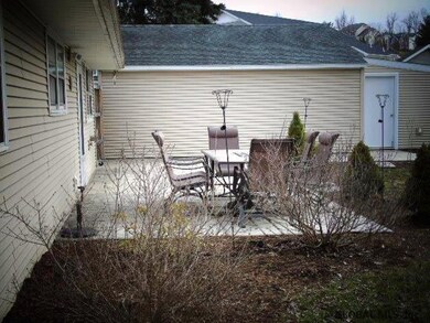 24 Willow Ln, Wynantskill, NY 12198 - photo 7