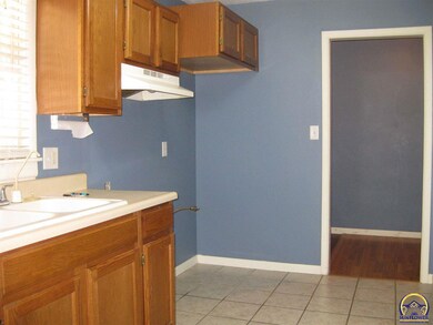 614 Main St, Maple Hill, KS 66507 - photo 5