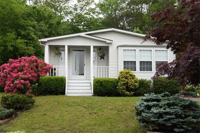 13 Hemlock St, Rockland, MA 02370 - photo 2