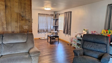 1325 Maple St, Chadron, NE 69337 - photo 7