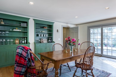 Dining room that opens up to kitchen