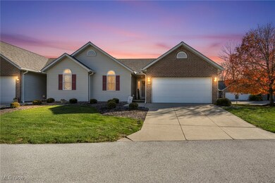 1393 Waters Edge Dr unit 26C, Akron, OH 44313 - photo 2