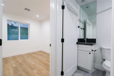 4649 Pickford St, Los Angeles, CA 90019 - photo 4