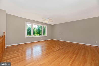 595 Noland Dr, Sykesville, MD 21784 - photo 7