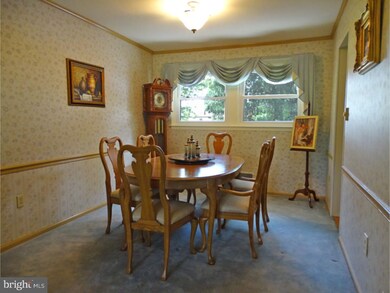 21 Winding Way W, Morrisville, PA 19067 - photo 4