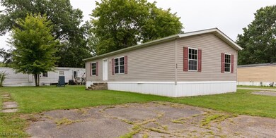 3583 Austin Rd unit 23, Geneva, OH 44041 - photo 2