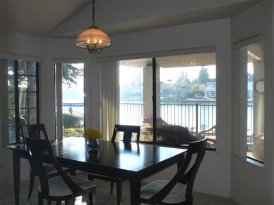 Lake side dining, tile floor