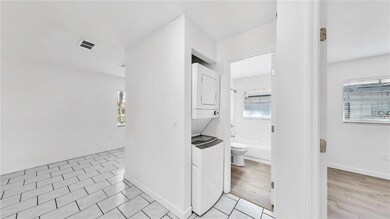 1204 E Seneca Ave unit A, Tampa, FL 33612 - photo 4