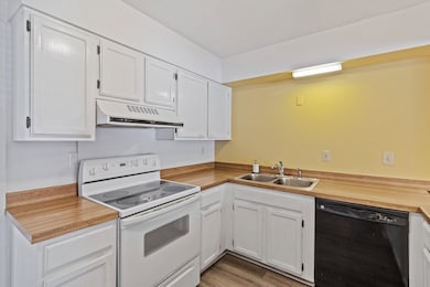 3076 Barley Mills Cir unit 22, Lakeland, TN 38002 - photo 7