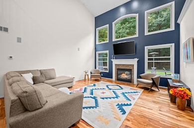 1560 Stonecreek Dr unit 14, Niles, MI 49120 - photo 5