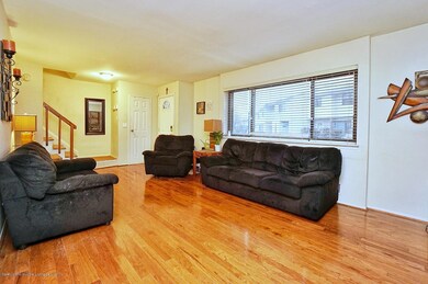 469 Willow Rd E unit 2, Staten Island, NY 10314 - photo 5
