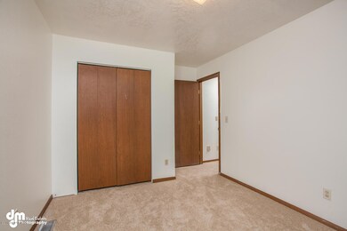 6948 Cape Lisburne Loop-large-005-Bedroo