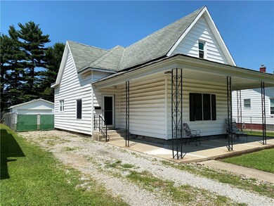 712 Prairie Ave, Mattoon, IL 61938 - photo 2
