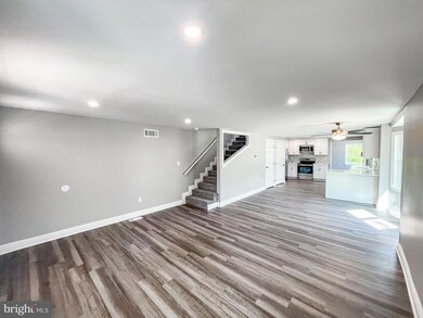 1602 Wilmington Rd, New Castle, DE 19720 - photo 5