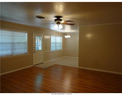 1601 Laura Ln unit CS, College Station, TX 77840 - photo 2