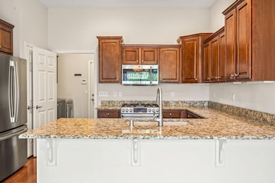 15160 Huff Way, Brookfield - HDR-08