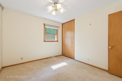 743 Sheldon Ave, Aurora, IL 60506 - photo 4