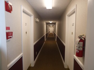 545 Calef Rd unit 22, Manchester, NH 03103 - photo 4