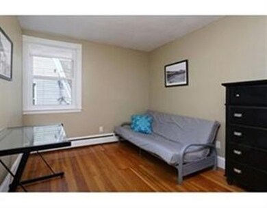 82 Munroe St unit 10, Somerville, MA 02143 - photo 5