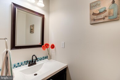 6218 Derby Dr, Frederick, MD 21703 - photo 5